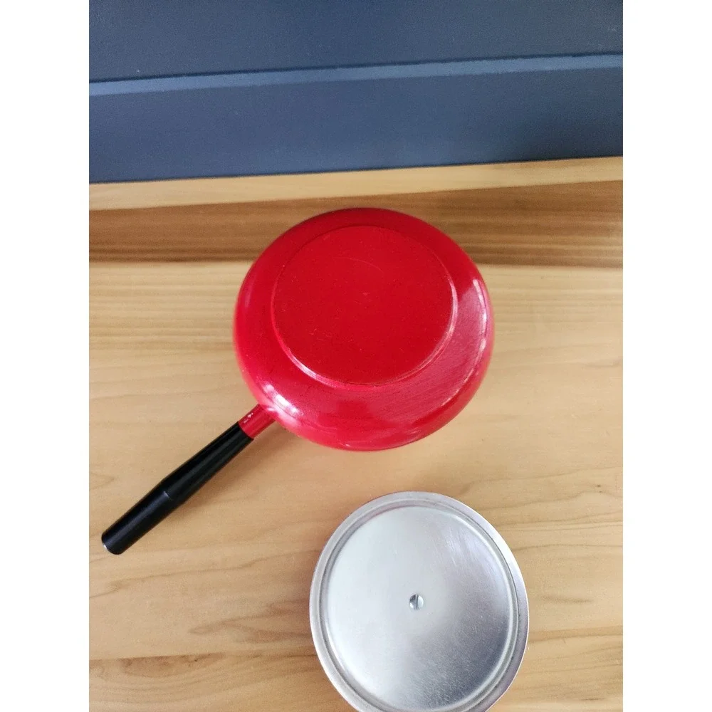 70s Red Fondue Pot‎